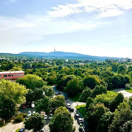 Lägenhet Big 3 Separate Convenient Haven !