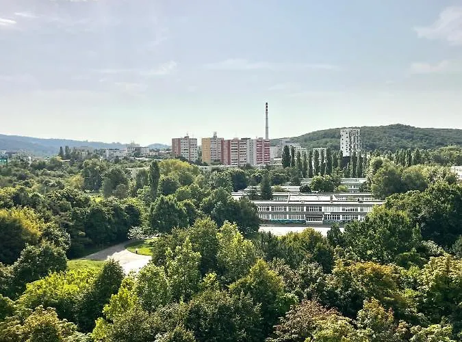 Big 3 Separate Convenient Haven !