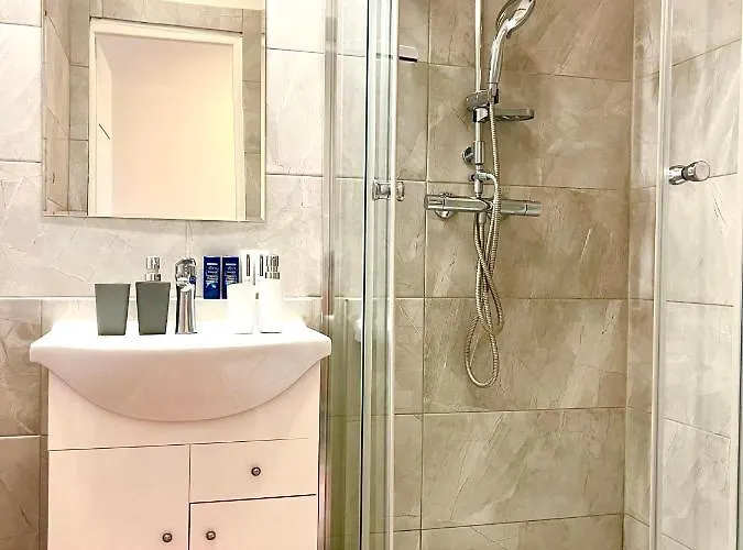 Big 3 Separate Convenient Haven !