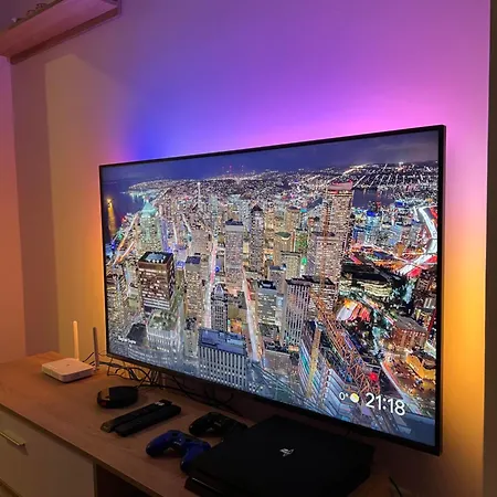 Big 3 Separate Convenient Haven ! * Pressburg