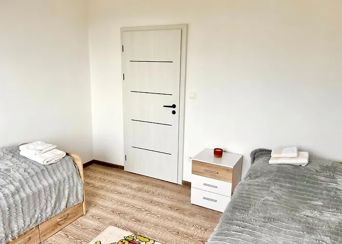 Apartment Big 3 Separate Convenient Haven ! *